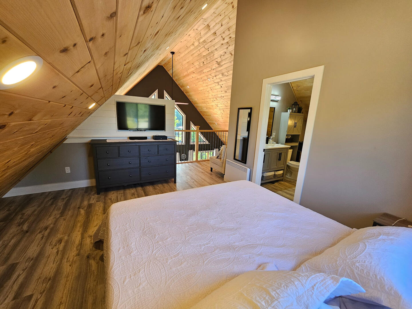 California King Size Bed